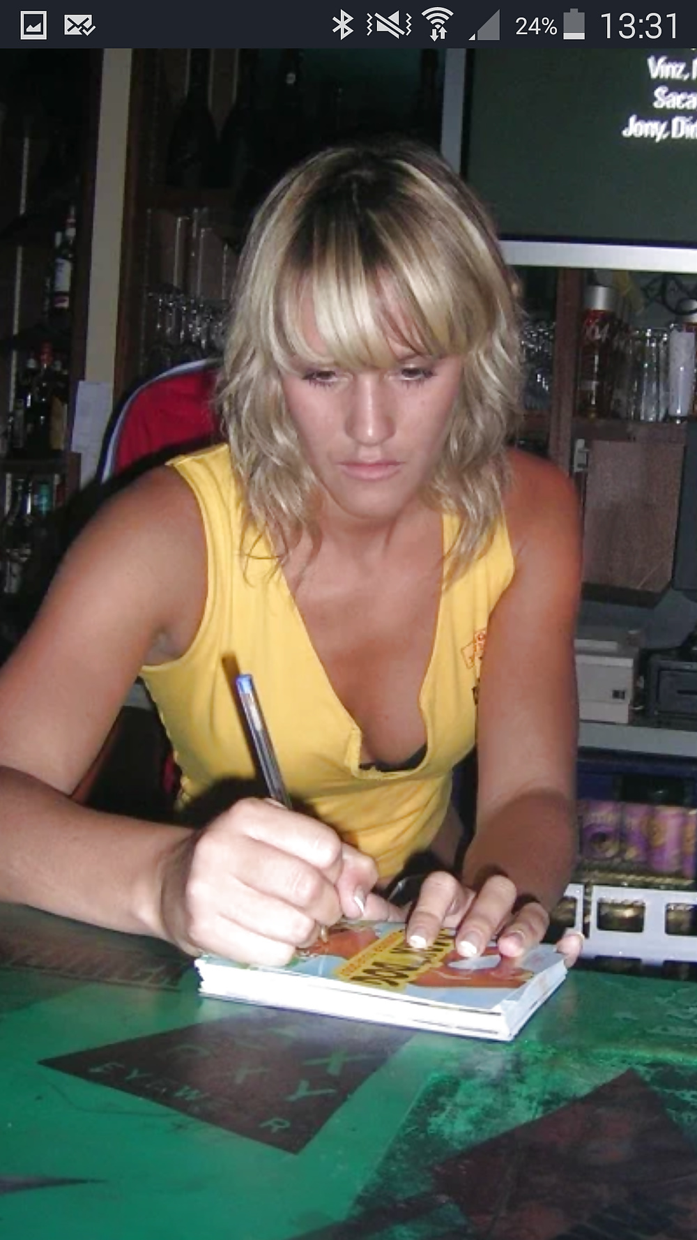 Superbe nana de 39 ans veut coquin assez doué pour vivre une bonne nuit sans tabou
